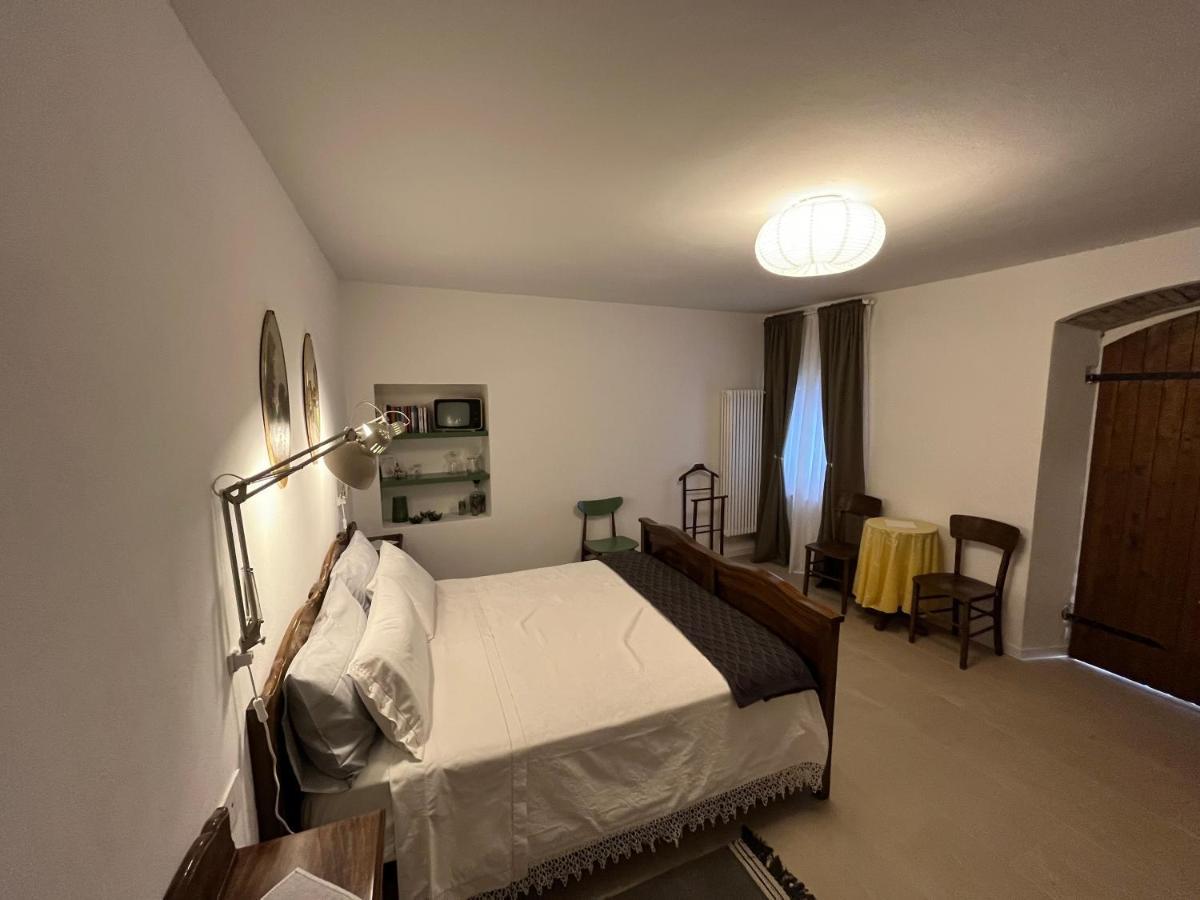 Bilocale A Due Passi Dal Lago Moniga del Garda Buitenkant foto